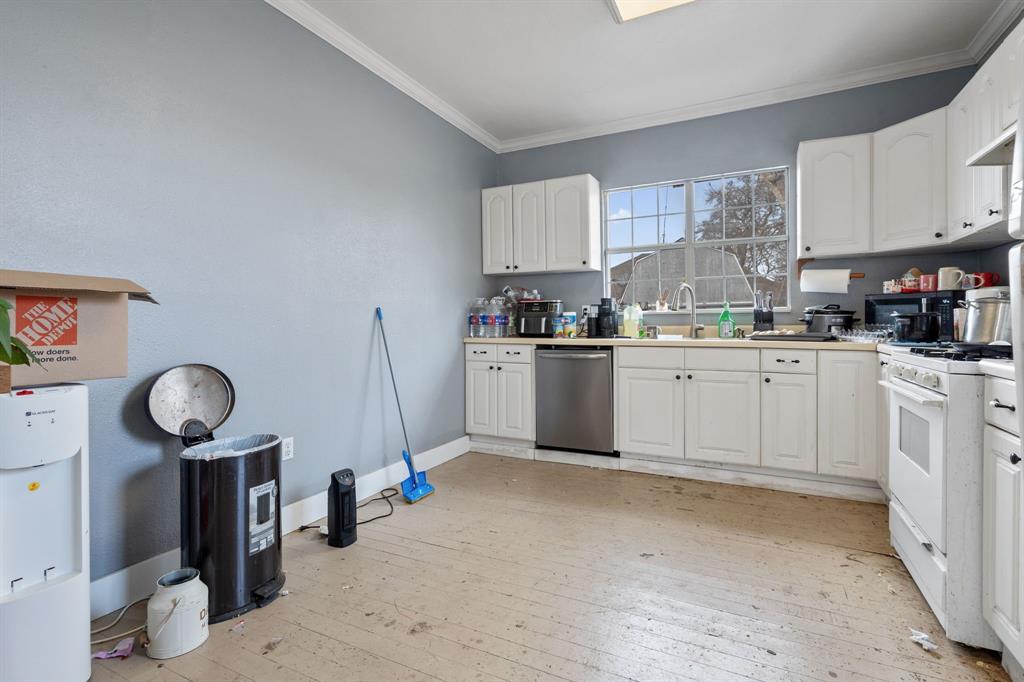 Holmes Add - Residential