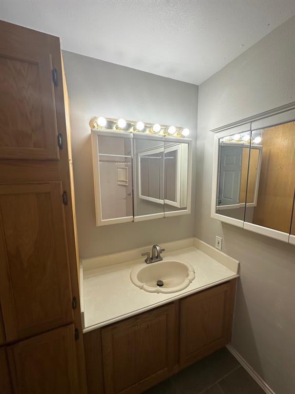 M E & P Railroad Co Surv - Residential Lease