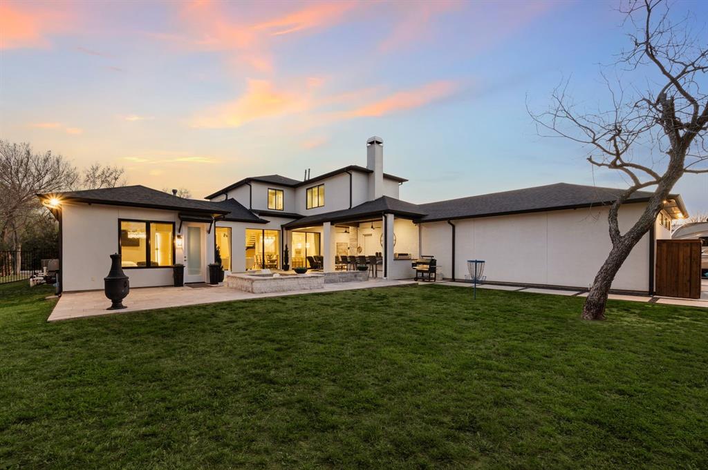 3211 Fox Fire Lane