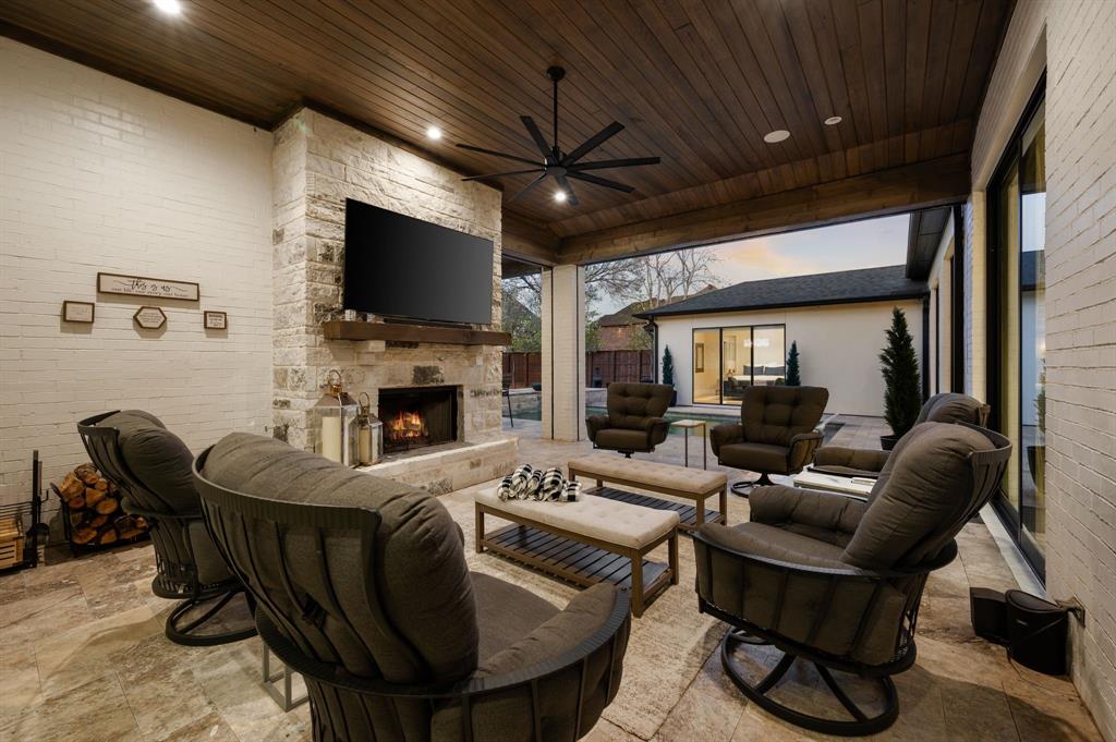 Foxfire Xing - Residential