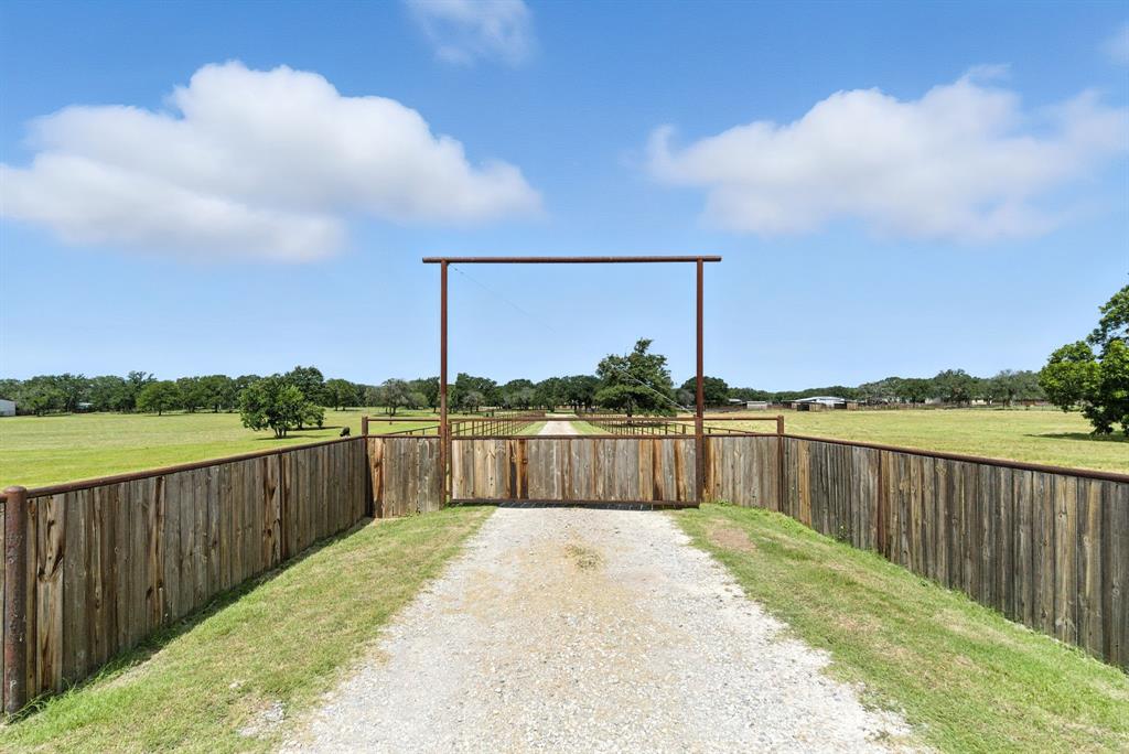 3716 Live Oak Road