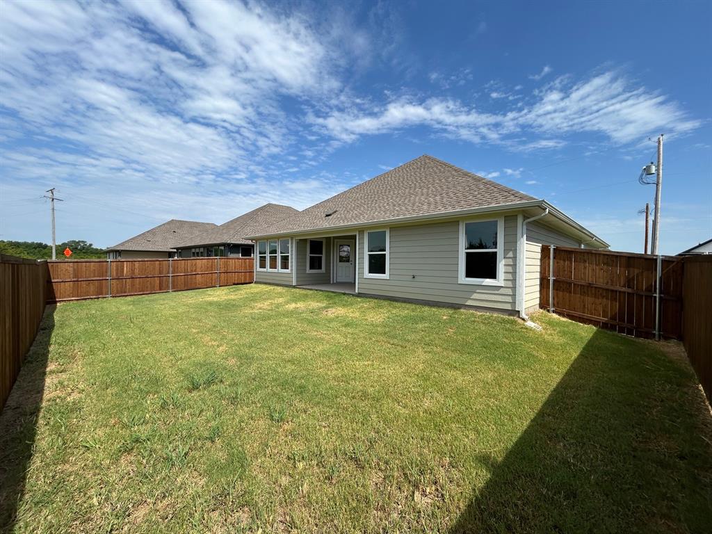 Trenton, Texas 75490, United States, 3 Bedrooms Bedrooms, ,2 BathroomsBathrooms,Residential,Active,38279