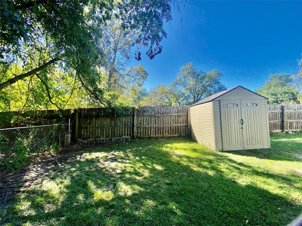 Thornhill Sub - Residential Income