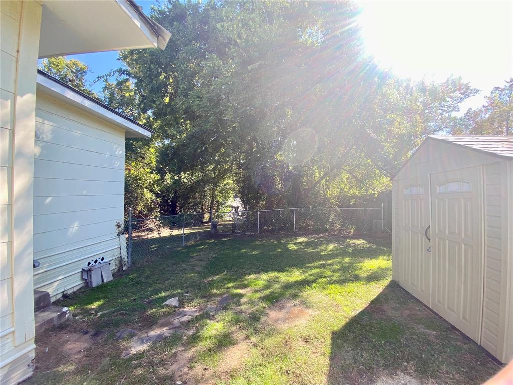 Thornhill Sub - Residential Income