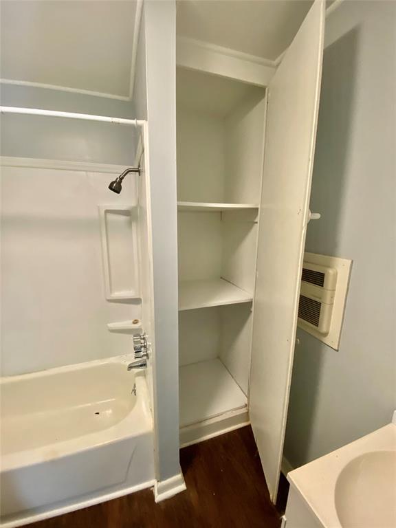 Thornhill Sub - Residential Income