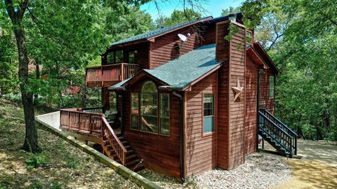 A home in Pottsboro