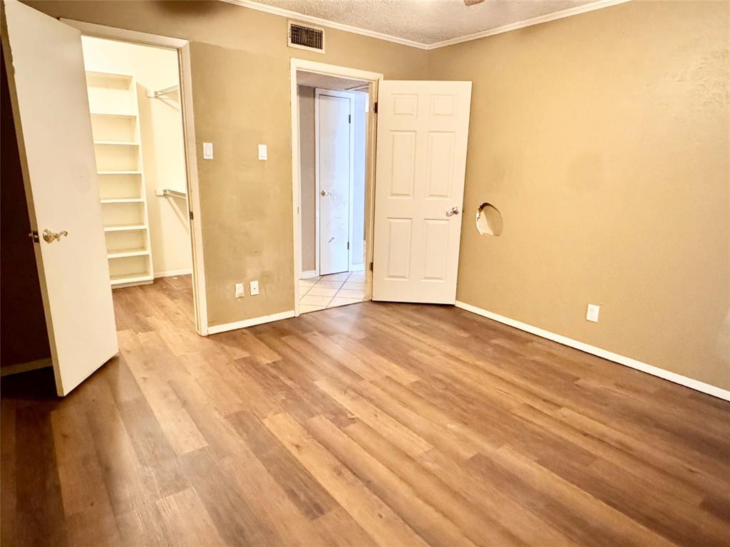 RIVER OAKS CONDOS - Residential