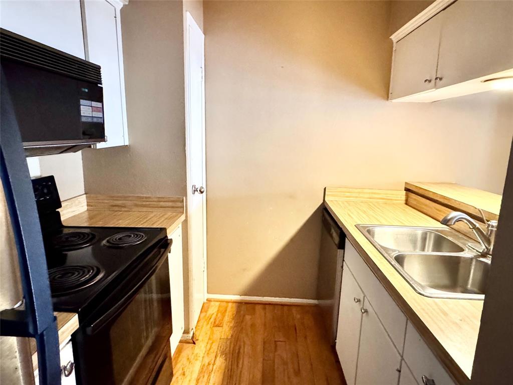 4859 Cedar Springs Road 356