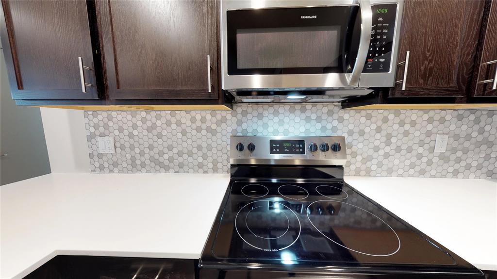 Lakewood Village Addition - Residential Lease