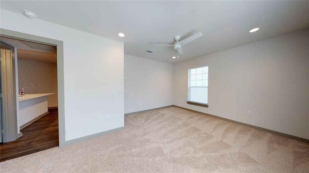 Lakewood Village Addition - Residential Lease