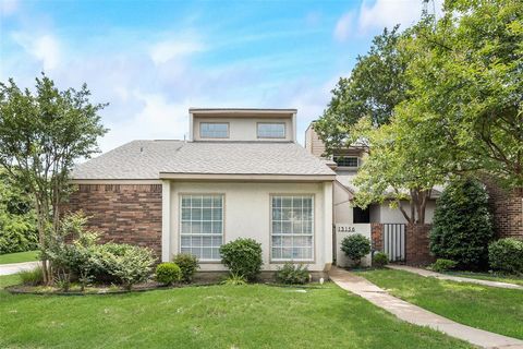 13156 Burninglog Lane Dallas TX 75243