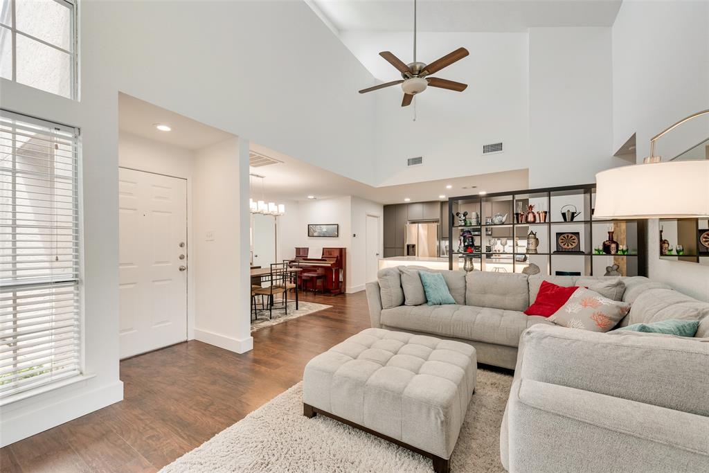 13156 Burninglog Lane
