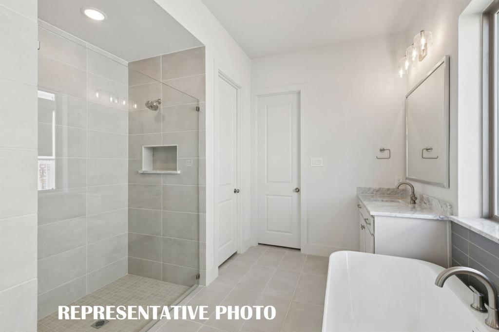 Painted Tree Lakeside South 50s - Residential