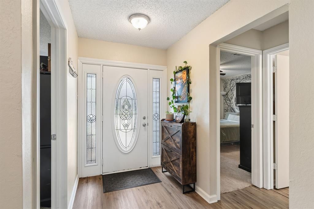 Photo of 1409 High Plains Drive, Mesquite, TX 75149 (MLS # 21239328)