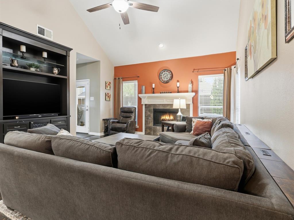 Winsor Meadows At Westridge Ph 4 - Residential