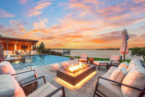 Tiny photo for 12624 Lake Shore Court N, Fort Worth, TX 76179 (MLS # 20965976)