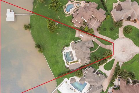 Tiny photo for 12624 Lake Shore Court N, Fort Worth, TX 76179 (MLS # 20965976)