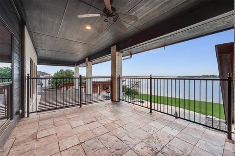 Tiny photo for 12624 Lake Shore Court N, Fort Worth, TX 76179 (MLS # 20965976)