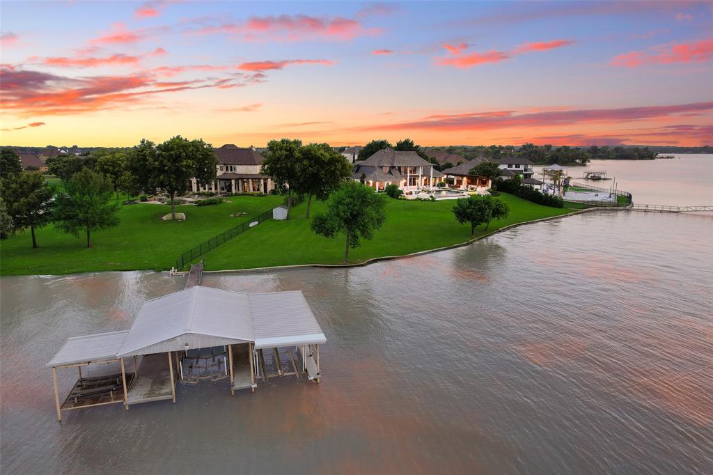 Resort On Eagle Mountain Lake - Residential