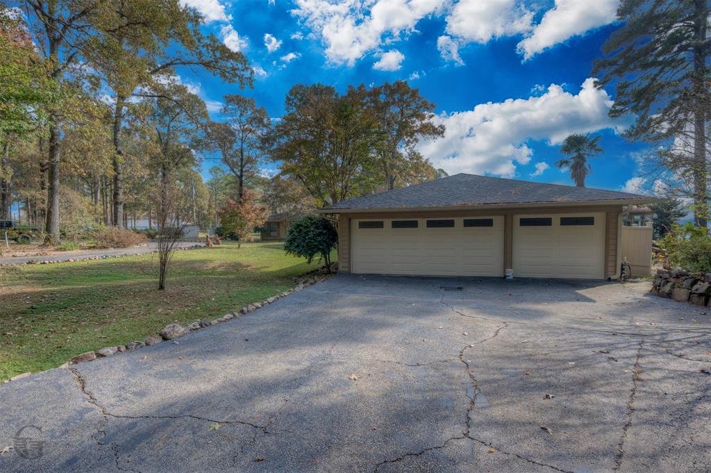 BLACK BAYOU LAKE ACRES - Residential