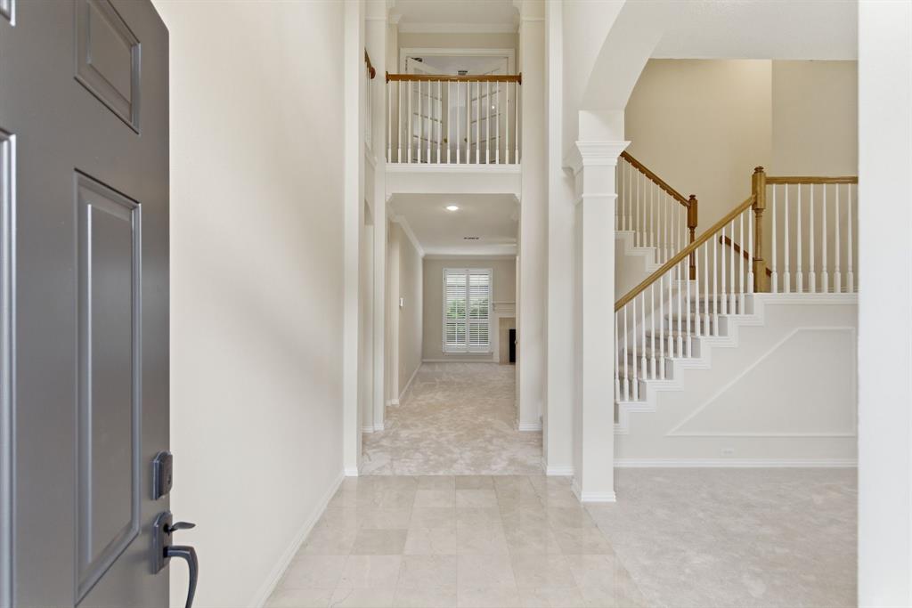 6100 Brookhollow Drive
