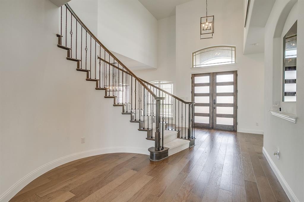 4109 Frontera Vista Drive