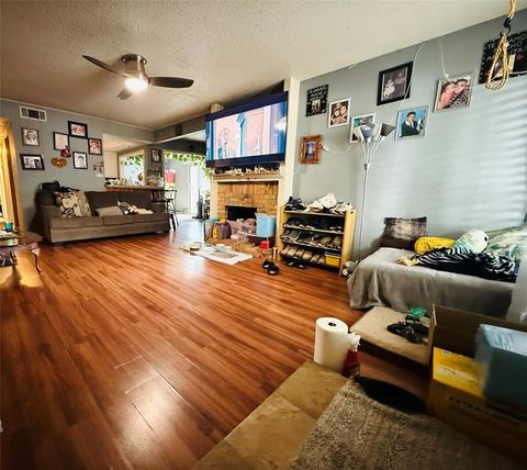 2610 Santiago Circle Grand Prairie TX 75052