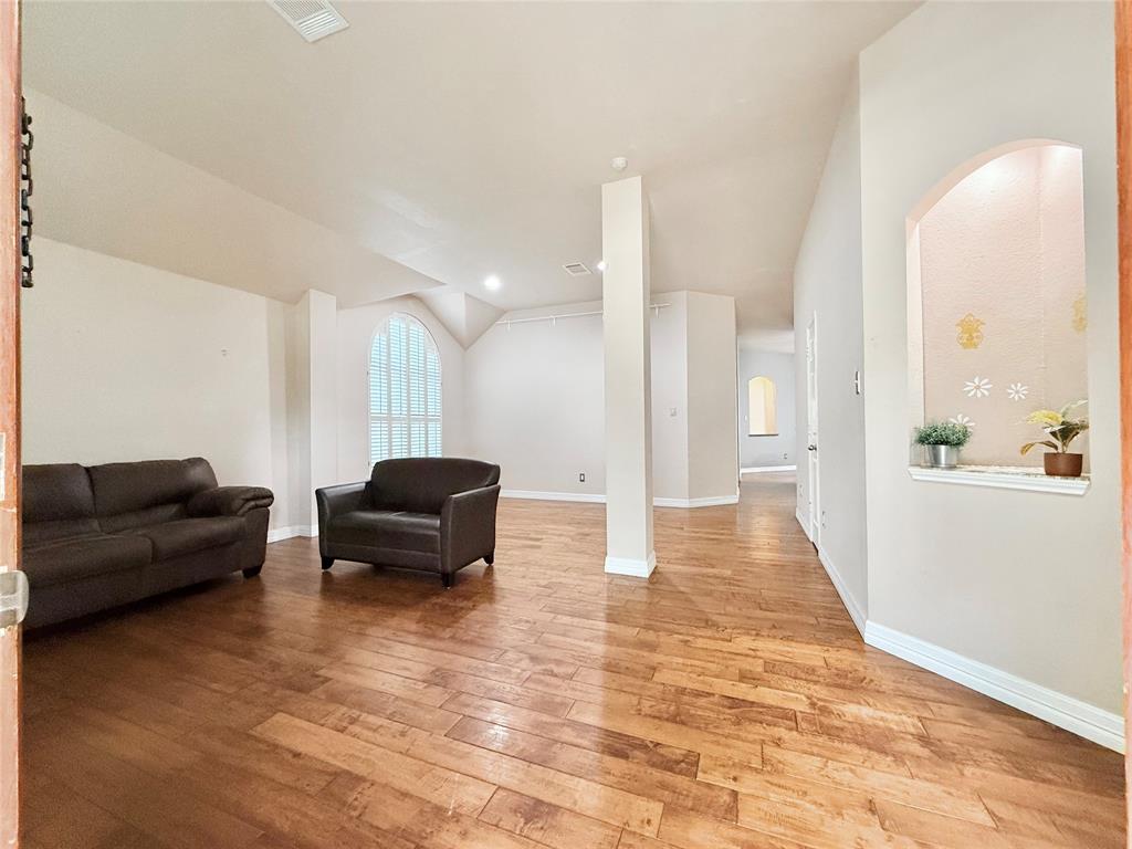 10123 Andre Drive