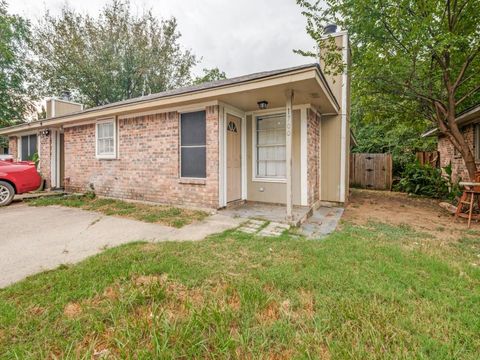 Photo of 1700 Windsong Lane, Irving, TX 75060 (MLS # 21197201)