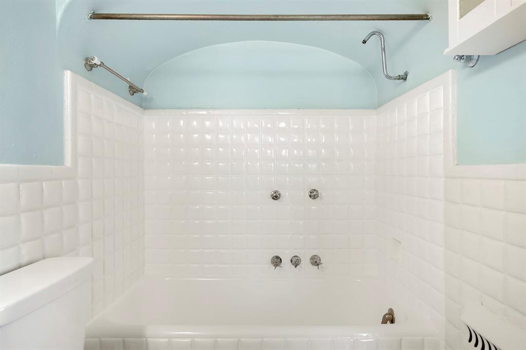 ORAM HOMESTEAD SUBDN - Residential Lease