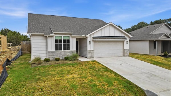 2306 PEDERNALES CT, GRANBURY, TX 76048 - Image 9d52f16351e31eb717e97cd7d2cc0568/472797755