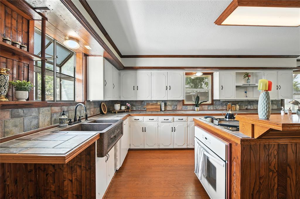 William Y Allen Surv Abs # 34 - Residential Lease