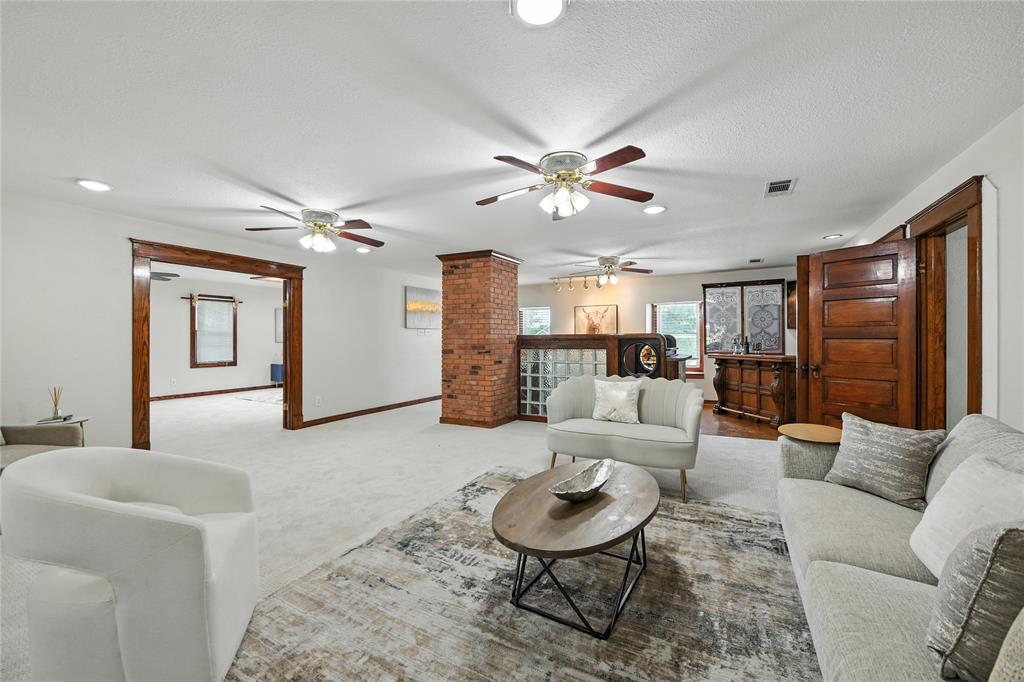 William Y Allen Surv Abs # 34 - Residential Lease