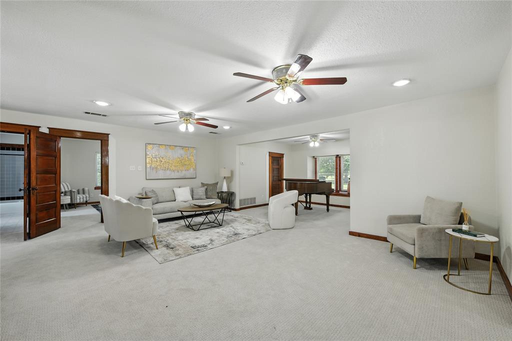 William Y Allen Surv Abs # 34 - Residential Lease