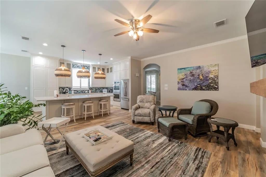 1510 Pecan Valley Court