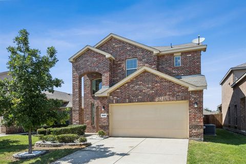 8805 Tenderfoot Lane Aubrey TX 76227