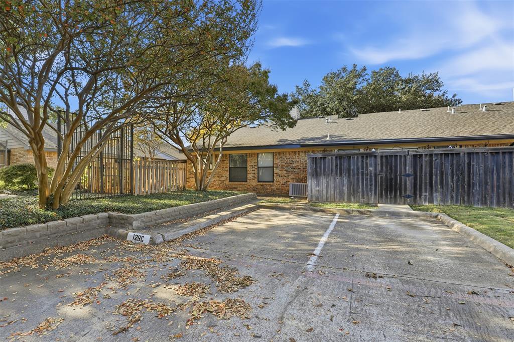 Millwood Creek Condos Ph 01 04 - Residential