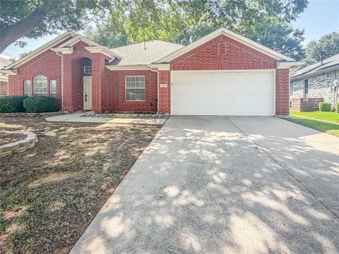 Photo of 1507 Nightingale Lane, Corinth, TX 76210 (MLS # 21312412)