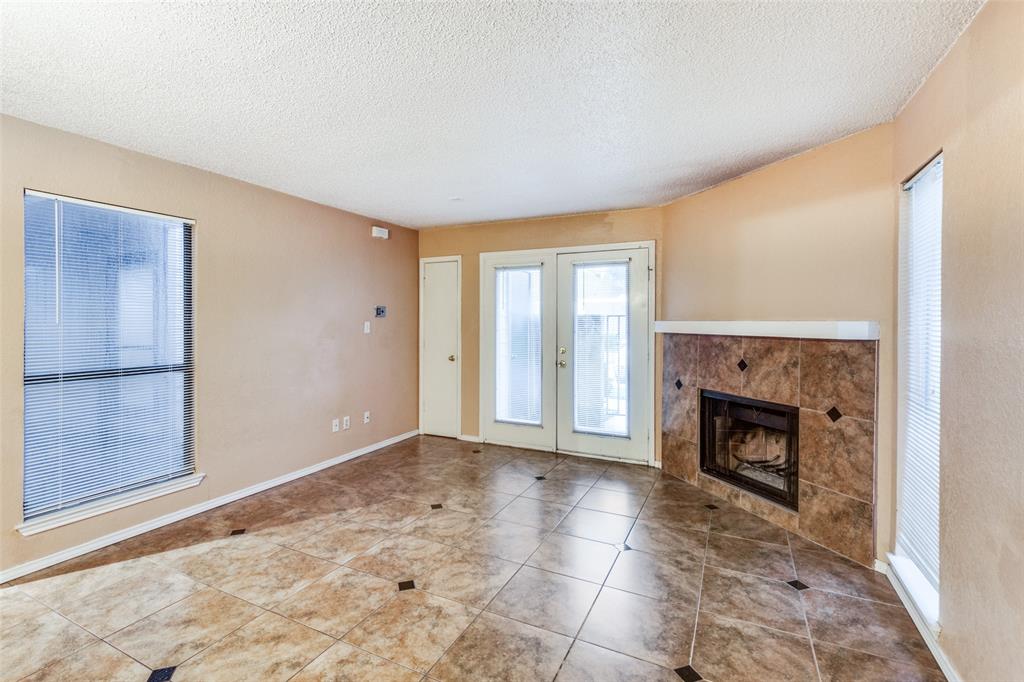 Arlington Oaks Condo - Residential Lease