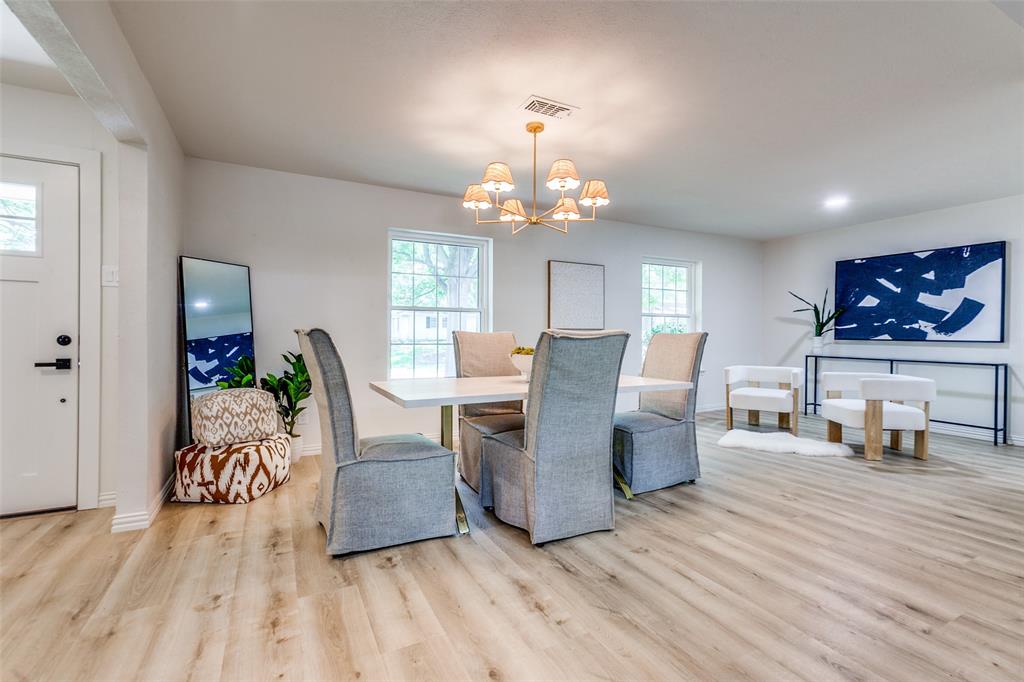 306 Ridgewood Drive