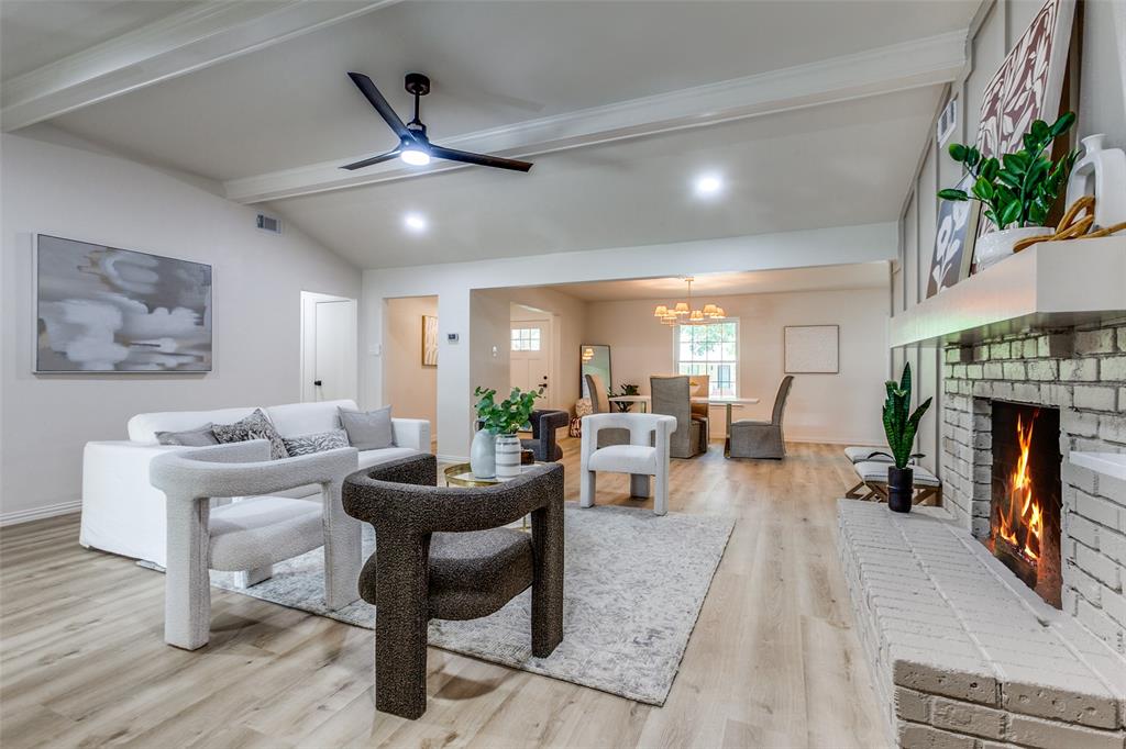 306 Ridgewood Drive
