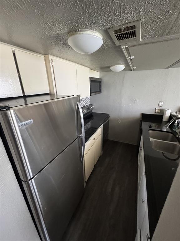 Los Nogales Condo - Residential