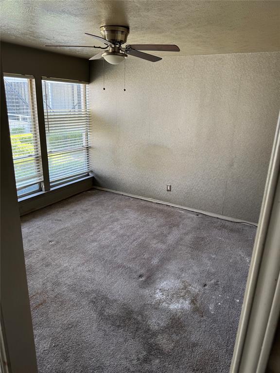 Los Nogales Condo - Residential