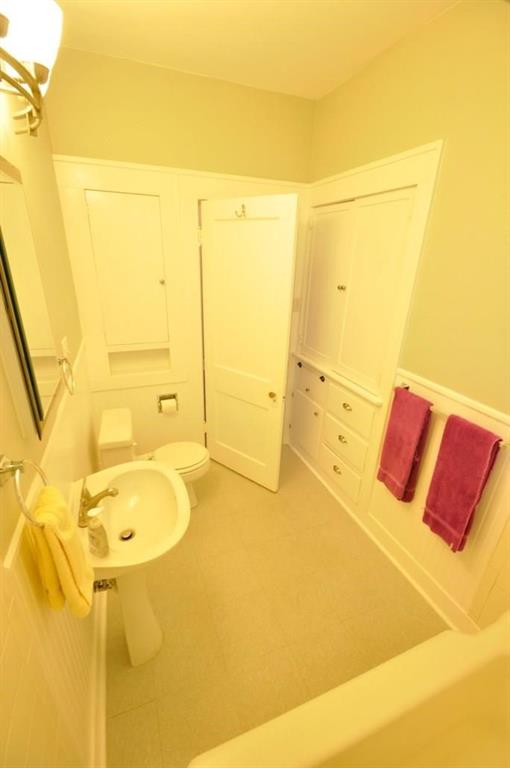 Oak Cliff Annex - Residential Lease