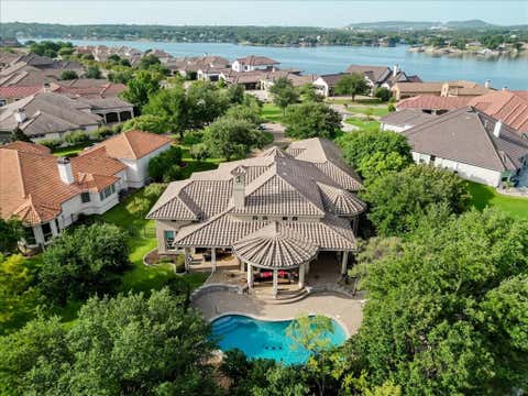Photo of 1601 Catalina Bay Court, Granbury, TX 76048 (MLS # 21346569)