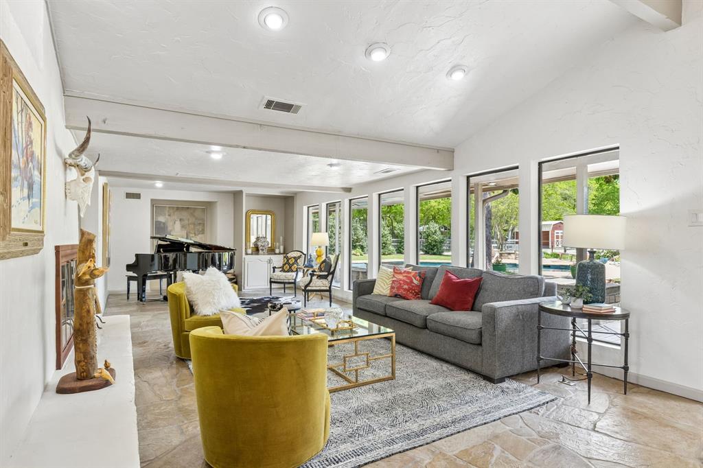 Jordon Straughan Survey - Residential