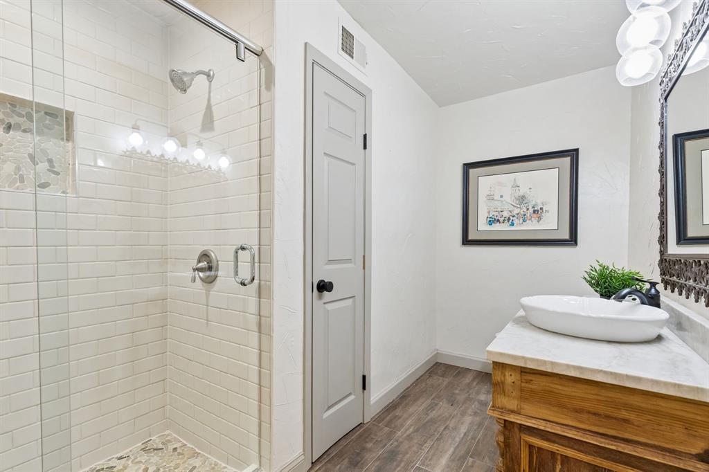 Jordon Straughan Survey - Residential