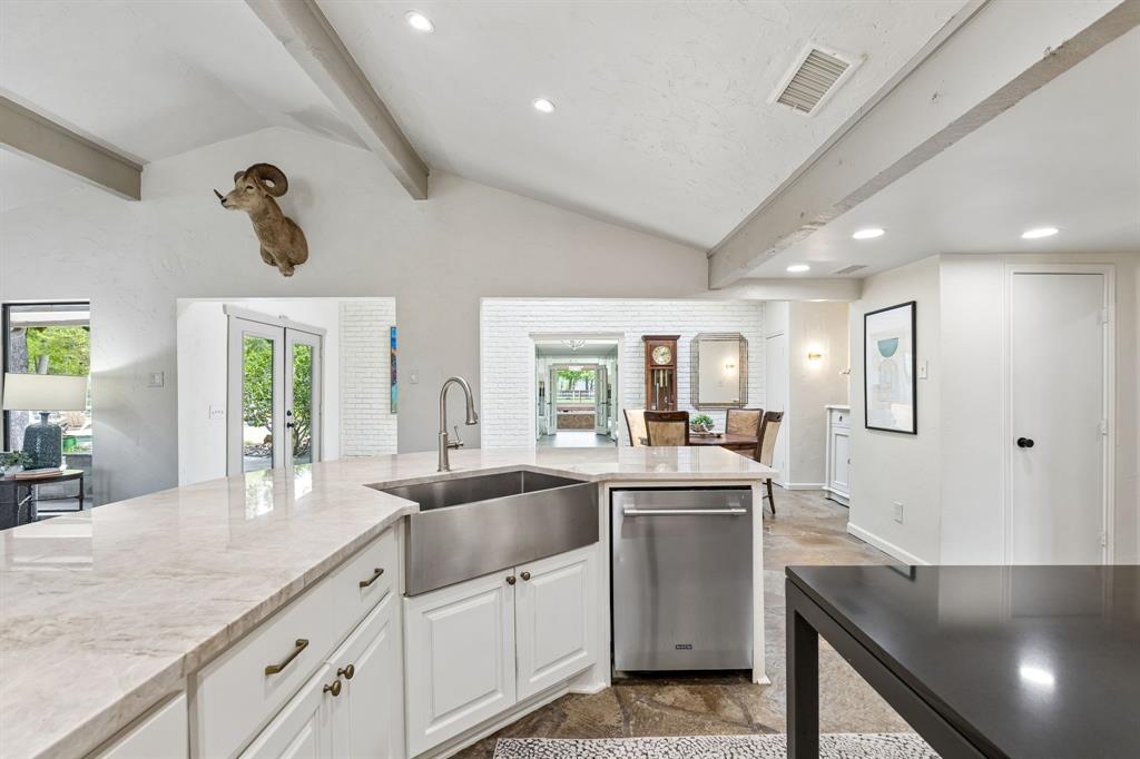 Jordon Straughan Survey - Residential