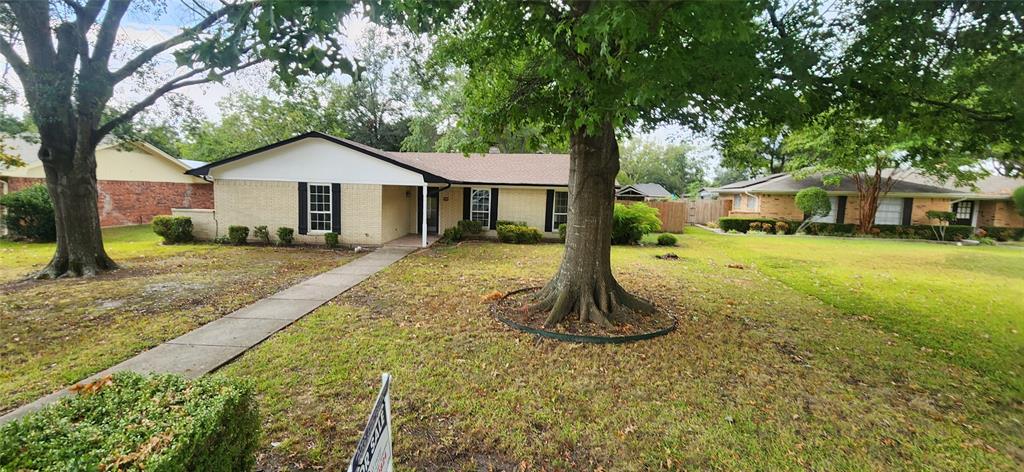 2821 Windy Drive