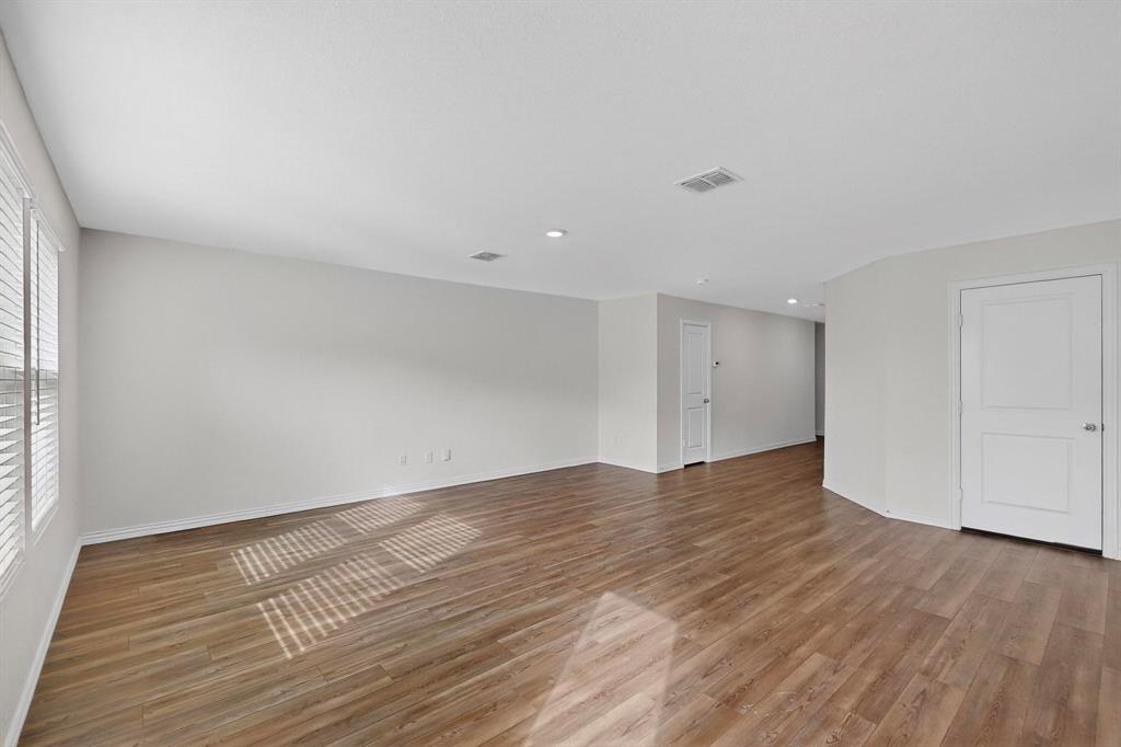 Villas Prairie Crk - Residential